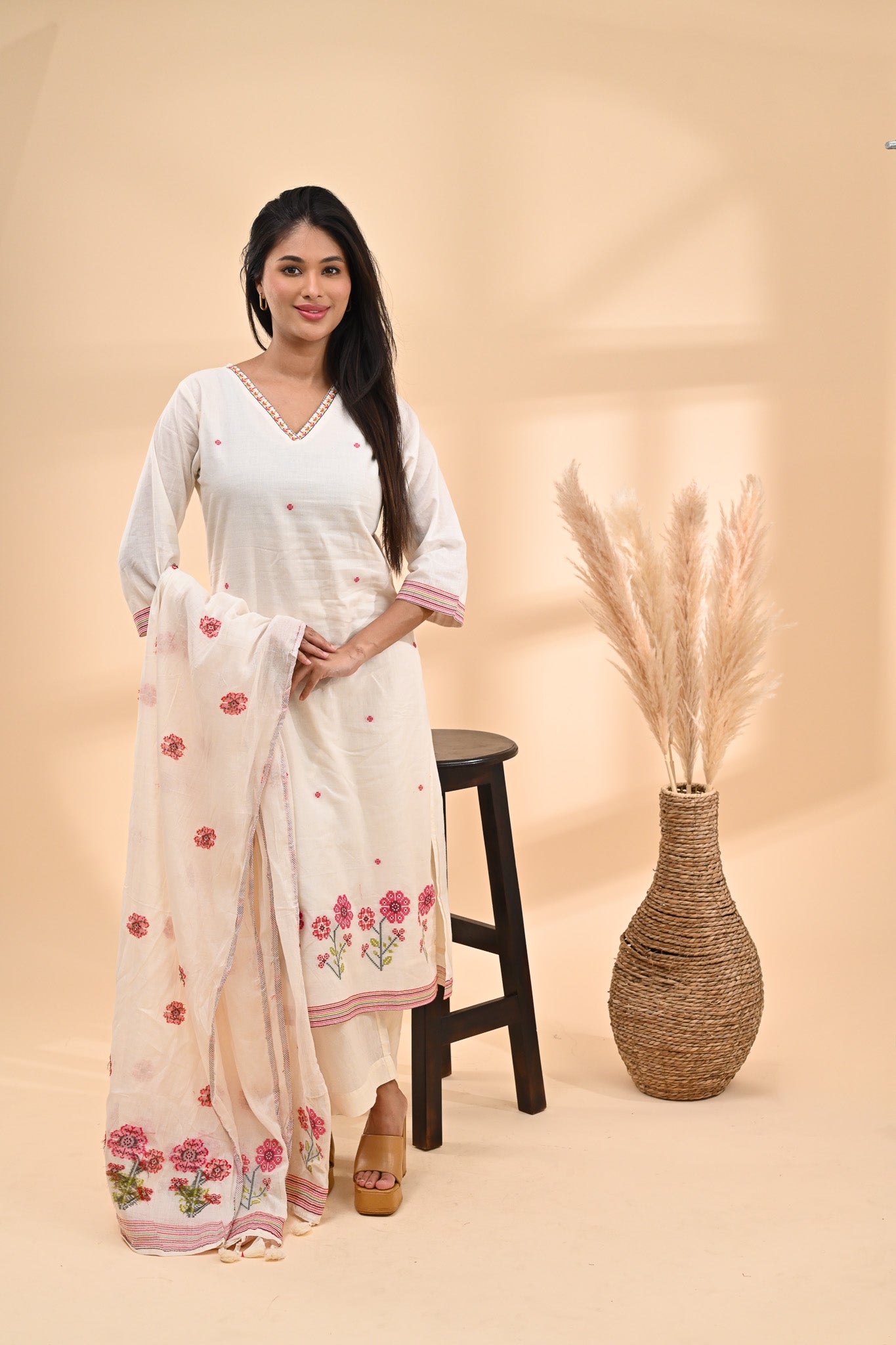 Off-white Cotton Readymade Set Sterling House