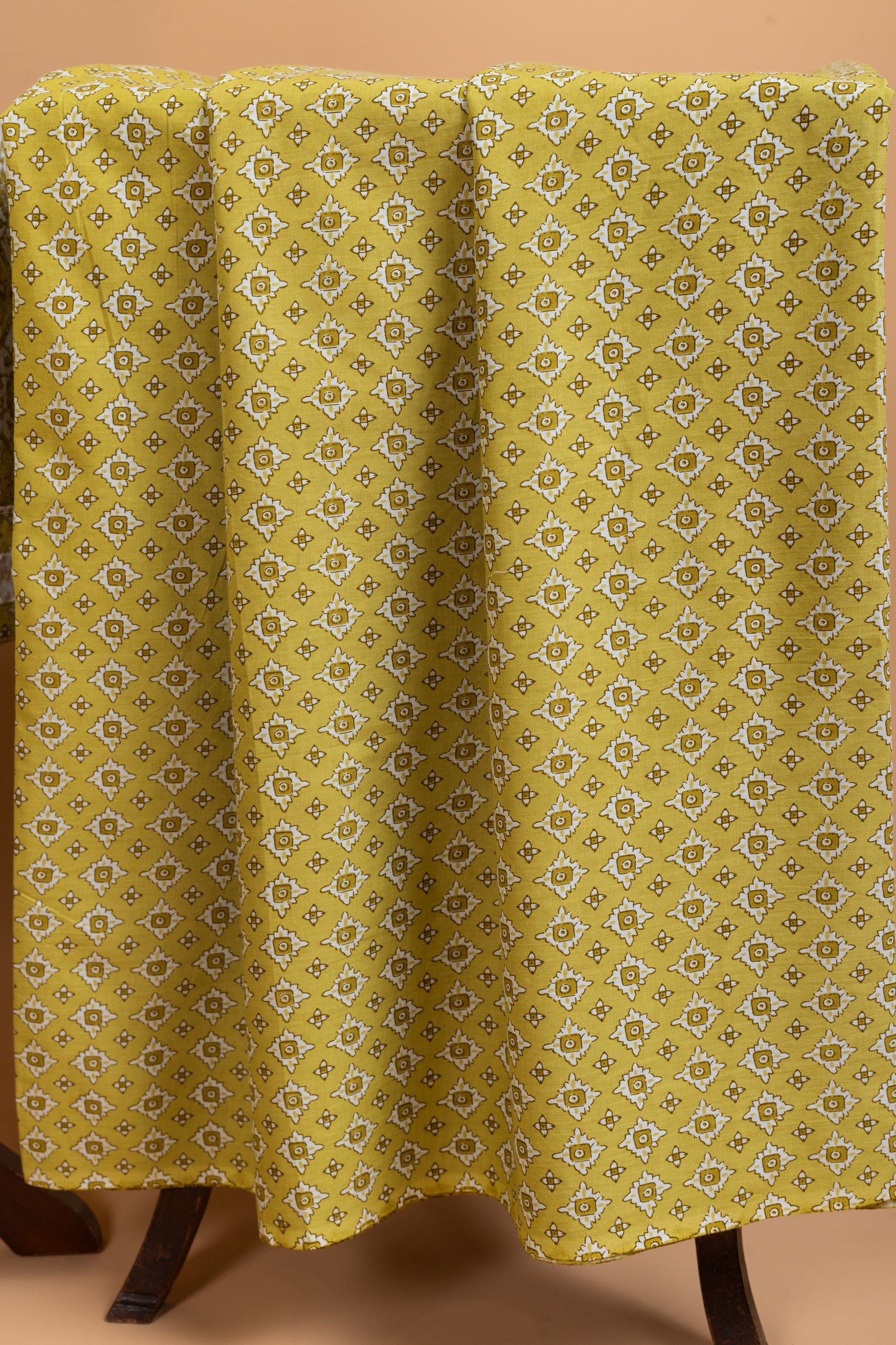 Roze Green Unstitched suit set
