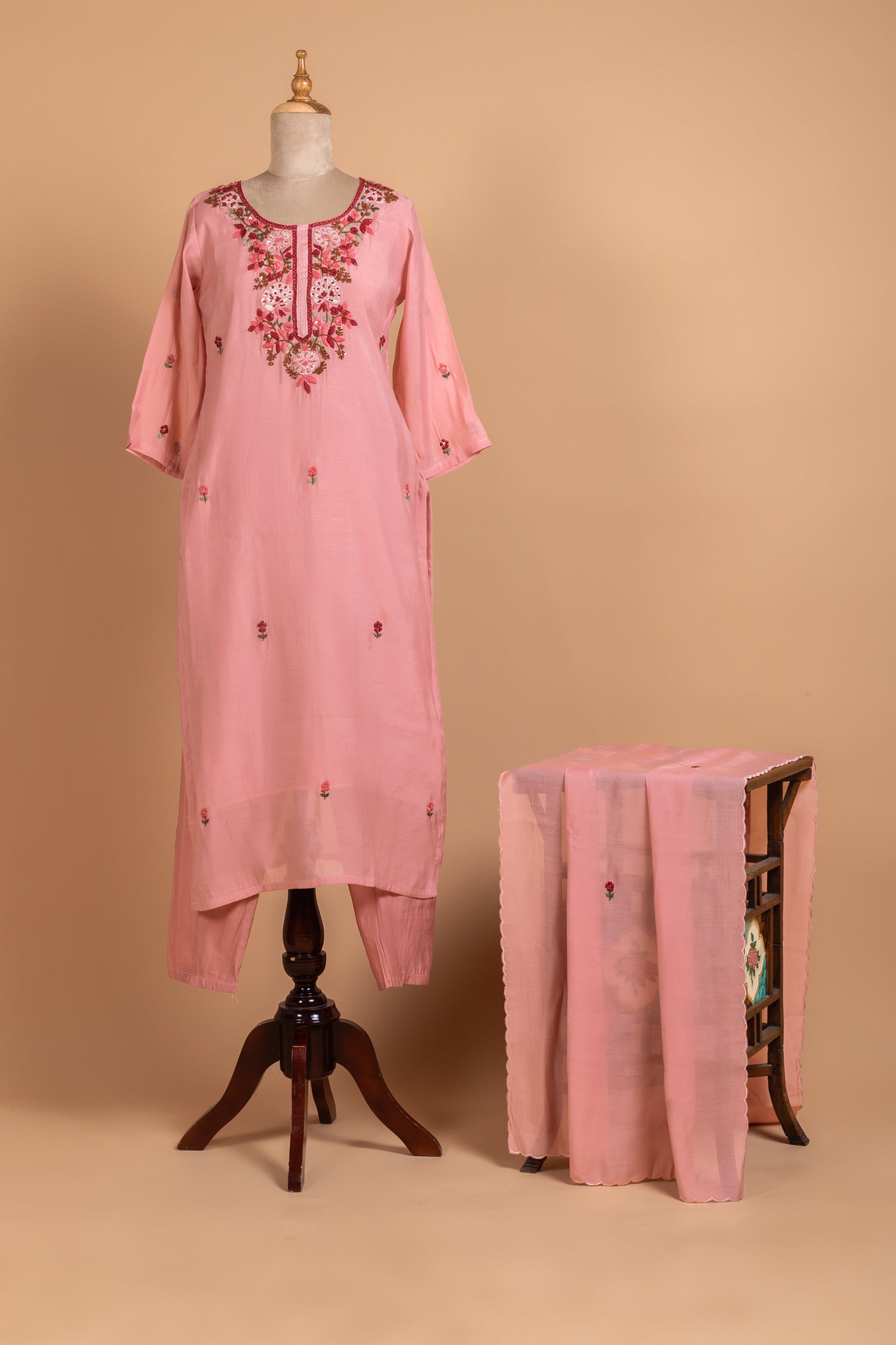 Roze Pink Cotton Readymade Set