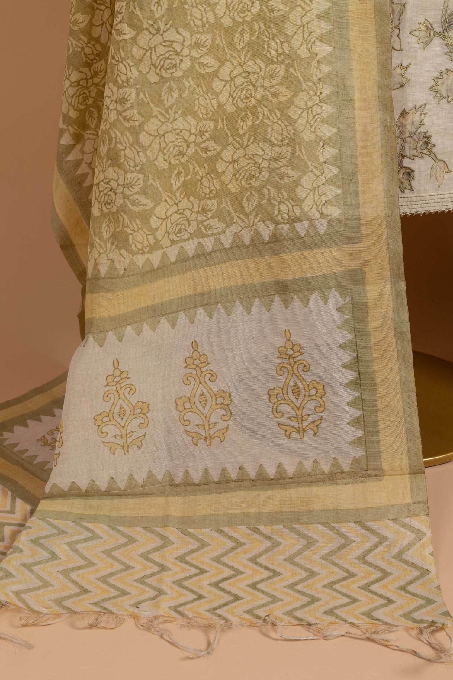 Afreen Khadi Cotton White With Green Unstitched Suit Set Sterling House