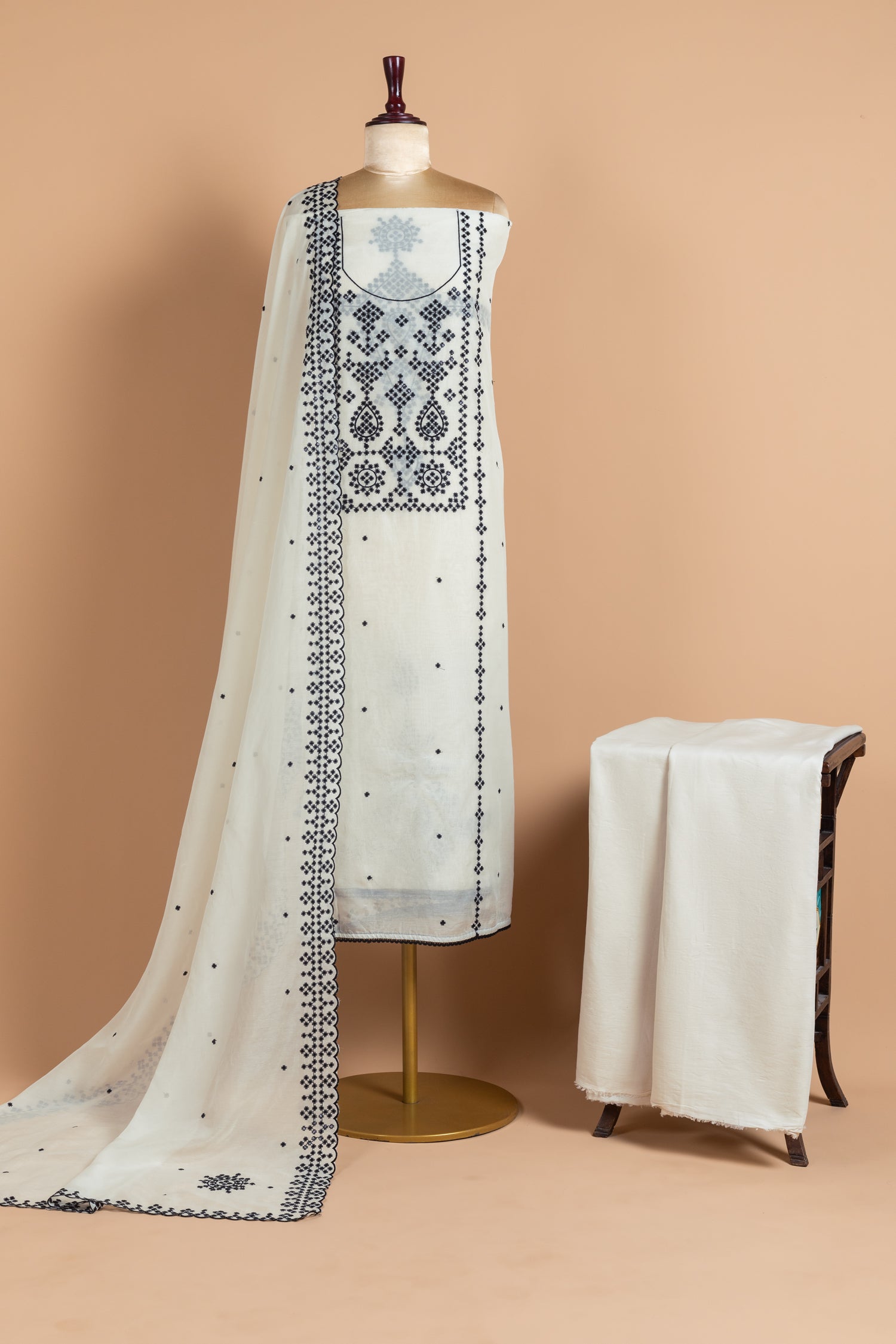 Luxe Mul Chanderi White With Black Unstitched Suit Set