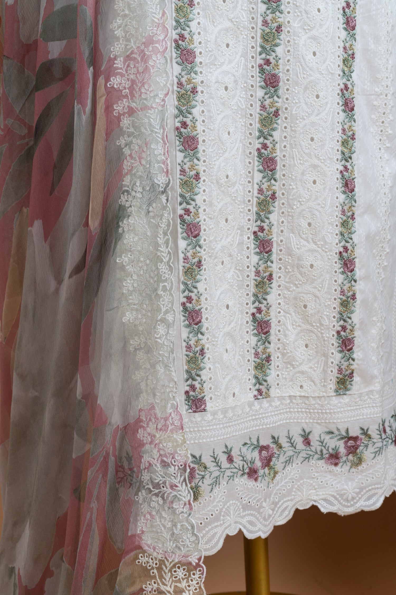 Roze Cotton White Unstitched Suit Set Sterling House