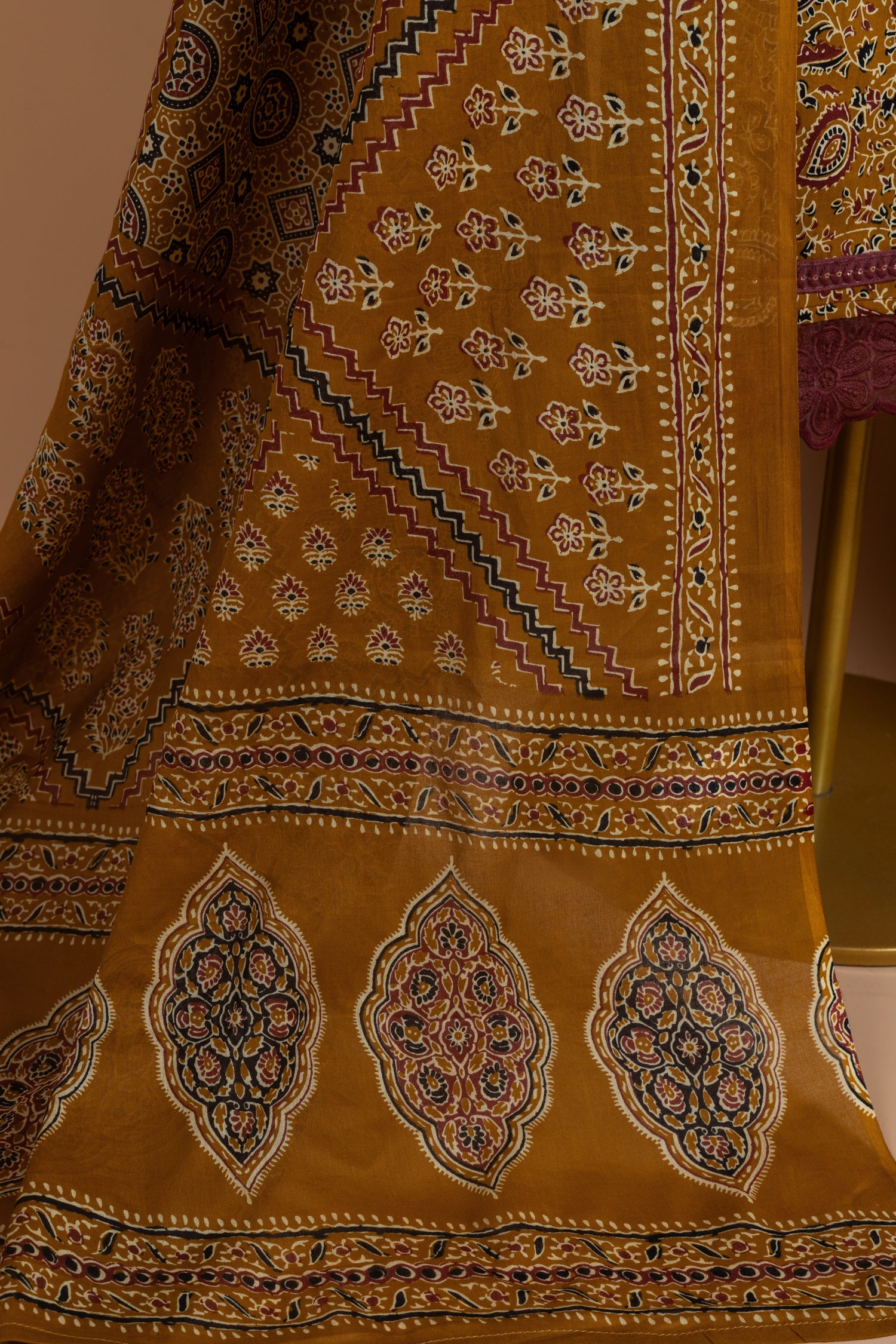 Roze Soft Cotton Golden Unstitched Suit Set