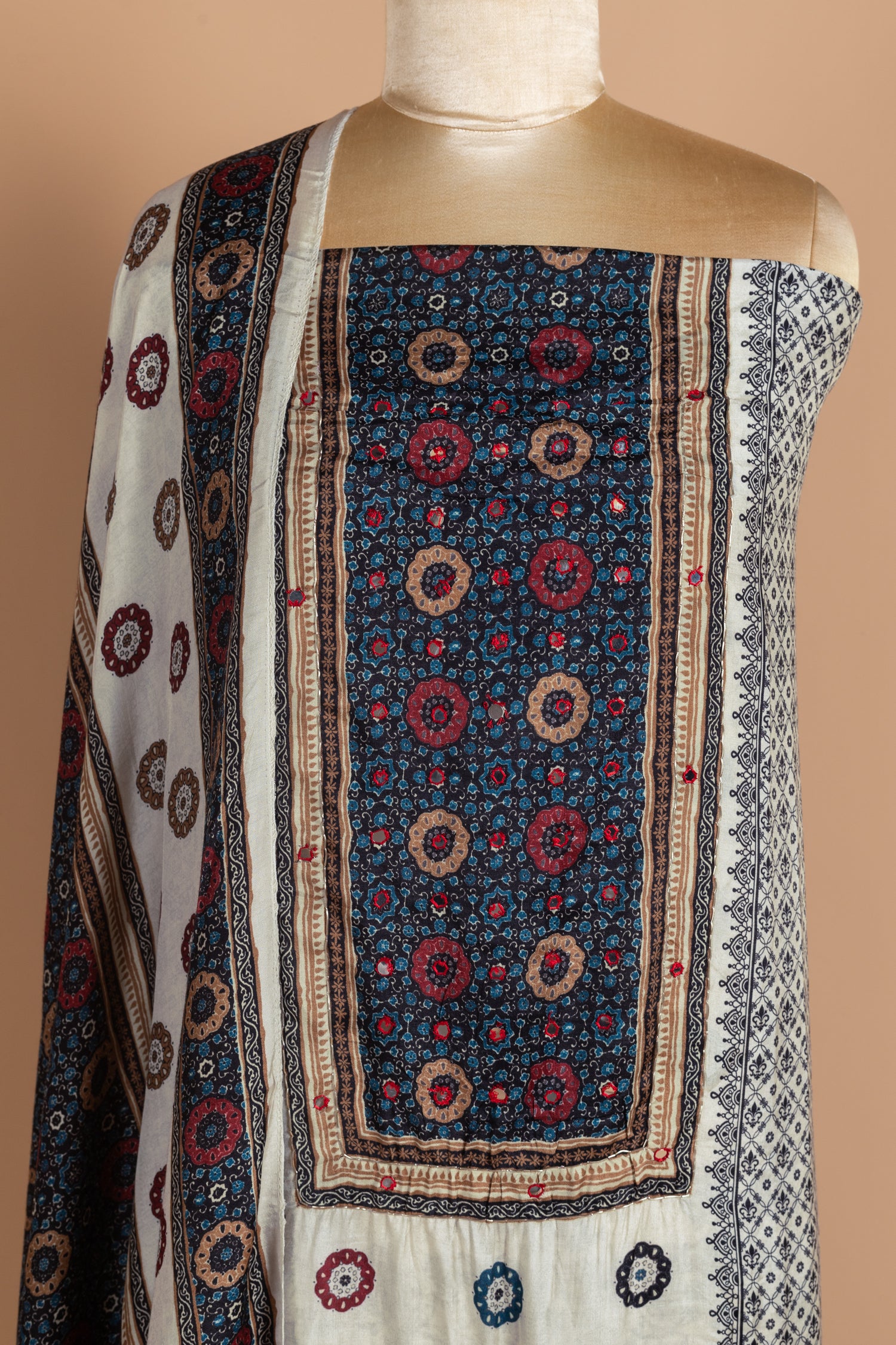 Anokhi Muslin White With Black Unstitched Suit Set