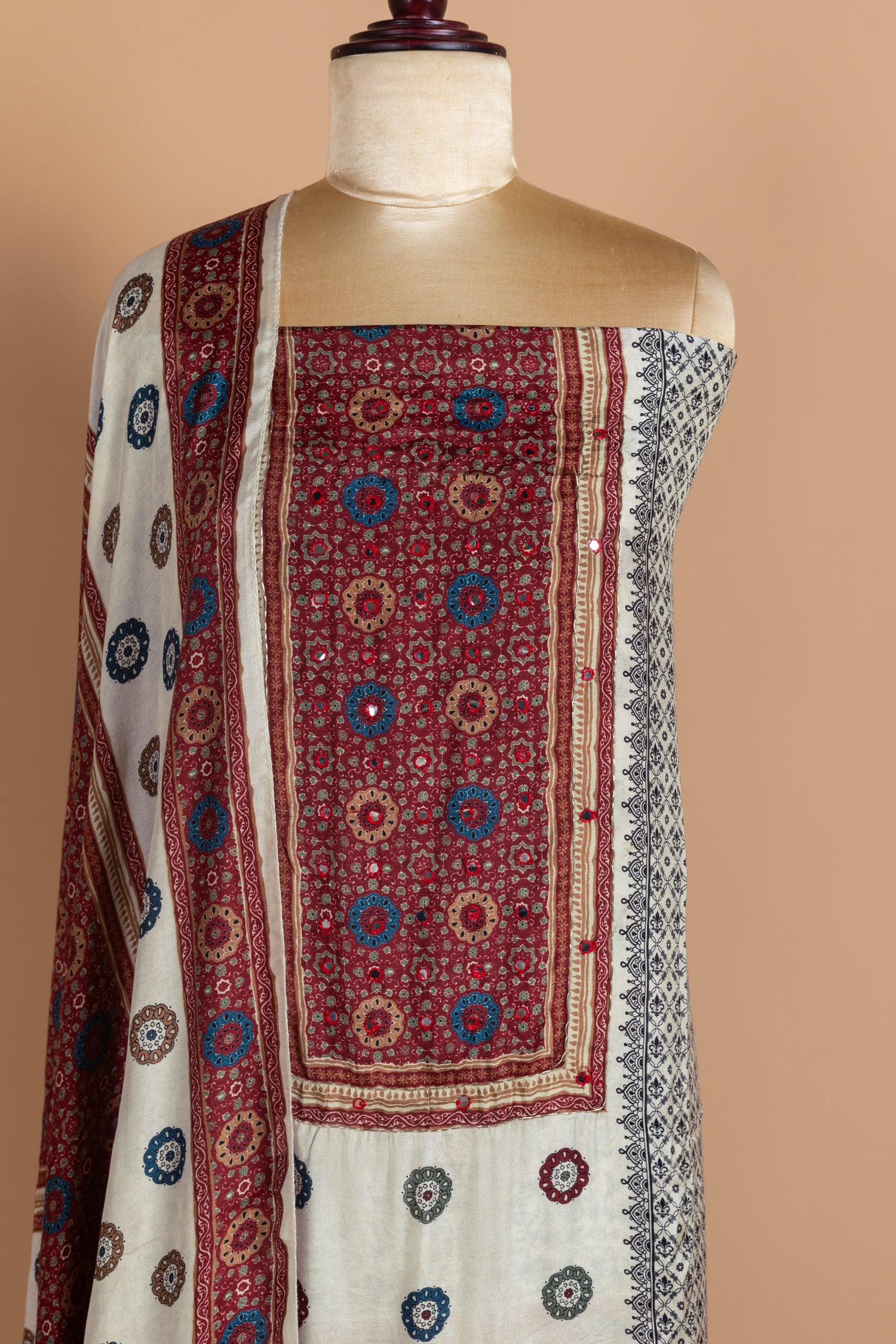 Anokhi Muslin White With Red Unstitched Suit Set