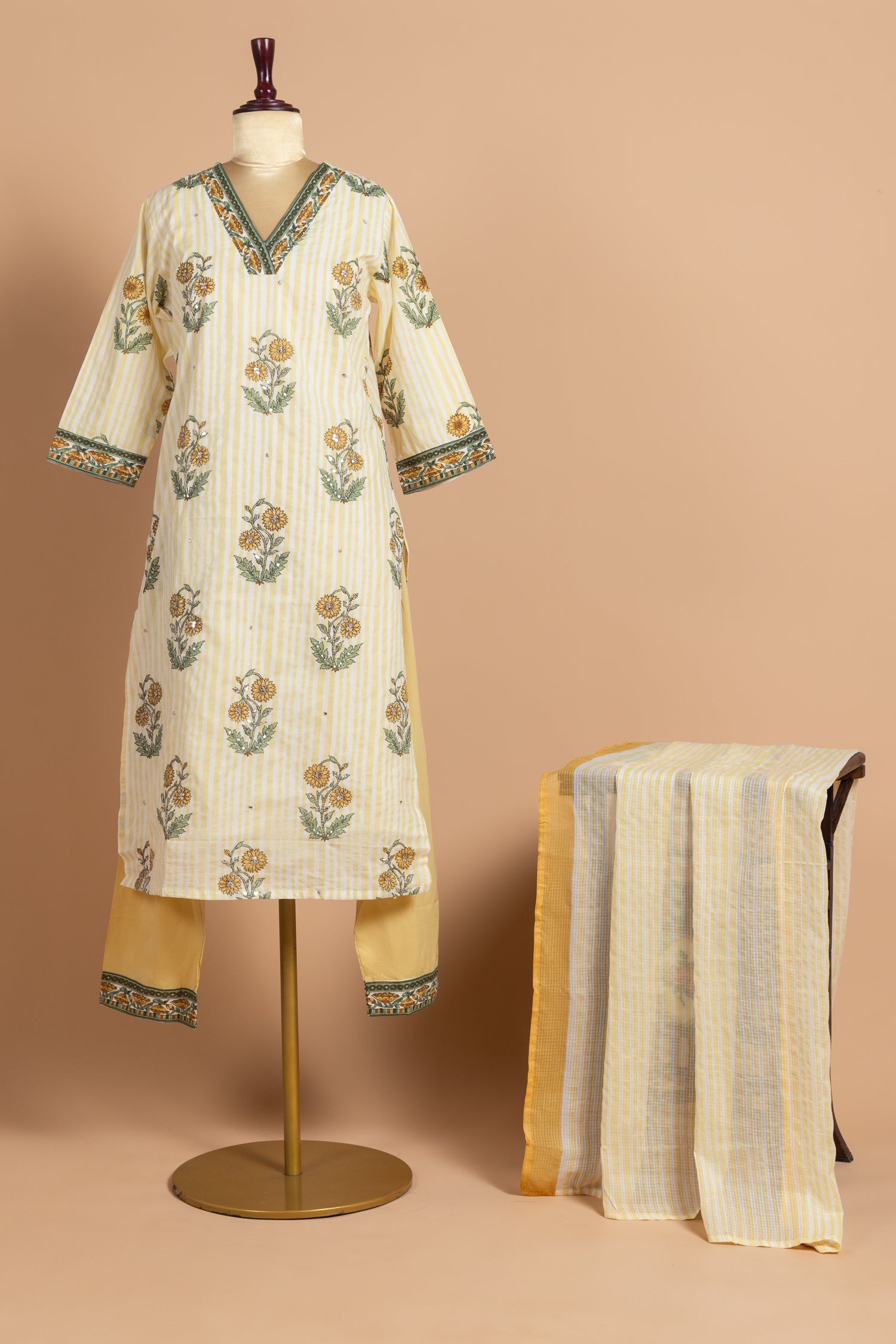 Afreen yellow Floral Cotton Printed Readymade Set