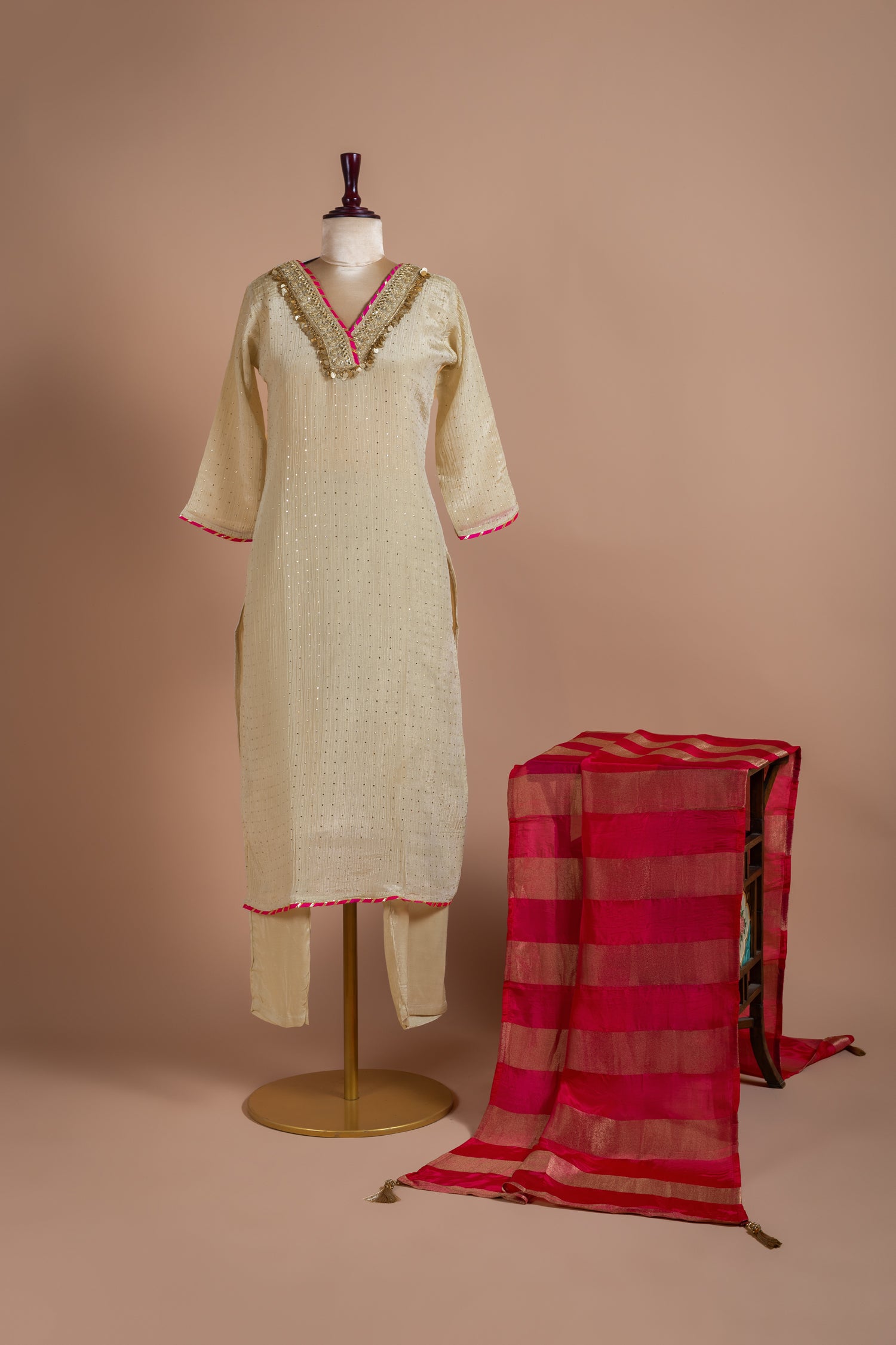 Luxe Crush Shimmer Silk Suit Readymade Set