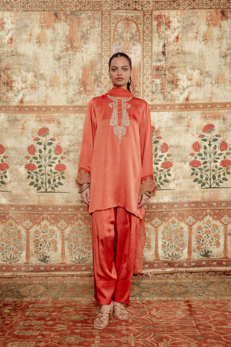 Arsheya - Rust Sterling House