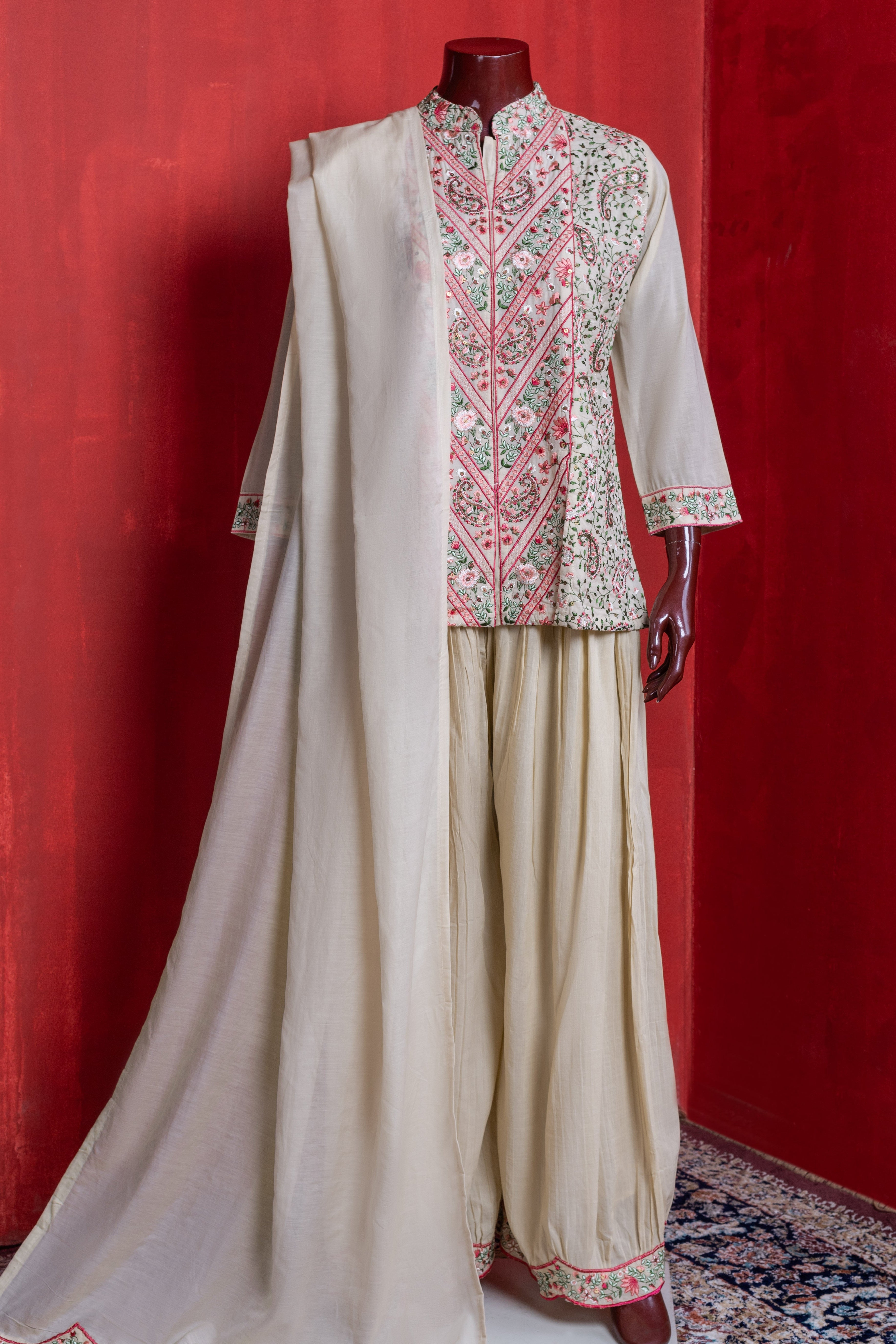 Luxe Ivory Short Embroidery Readymade Kurta set