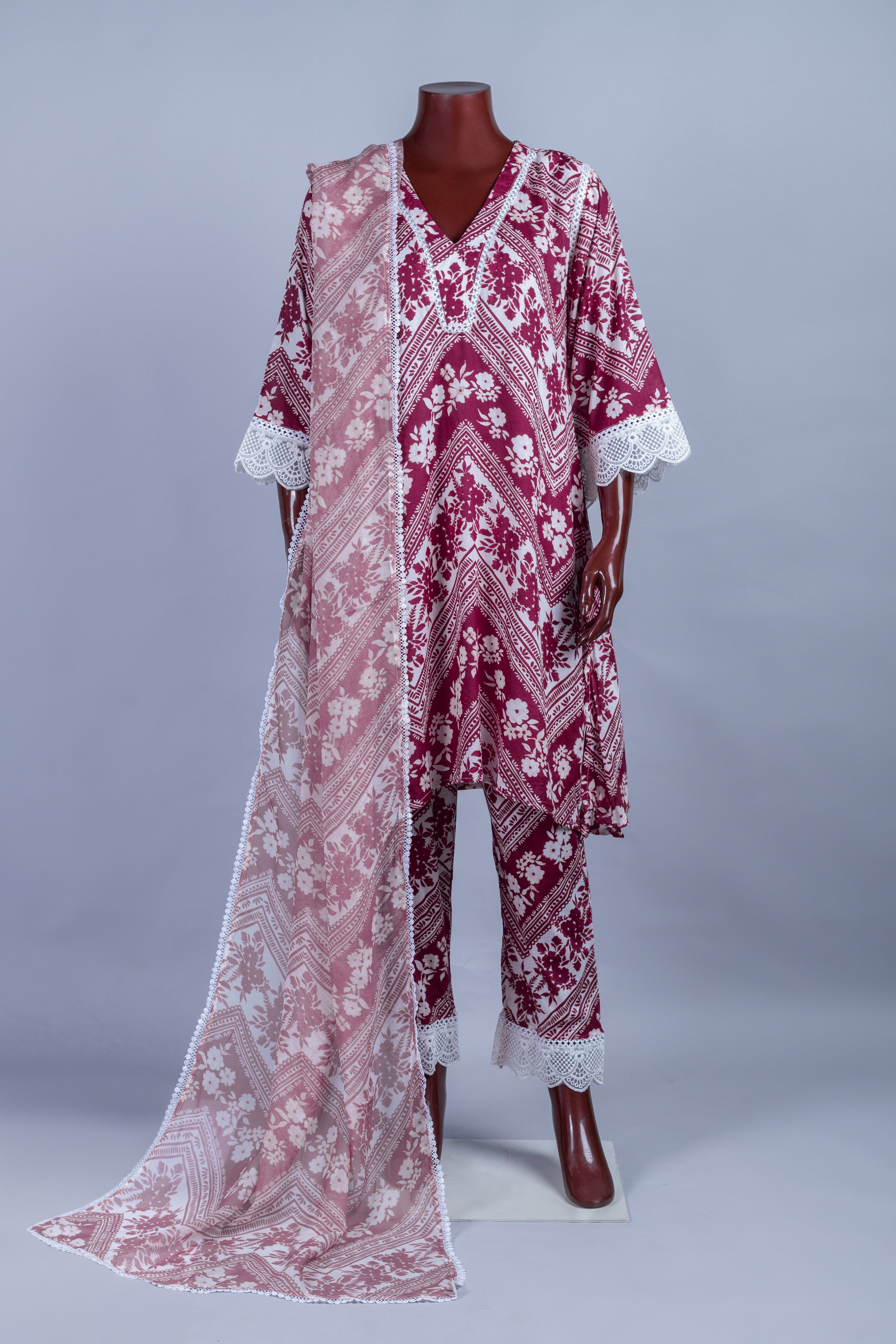 Roze Pink Printed Readymade Suit Set