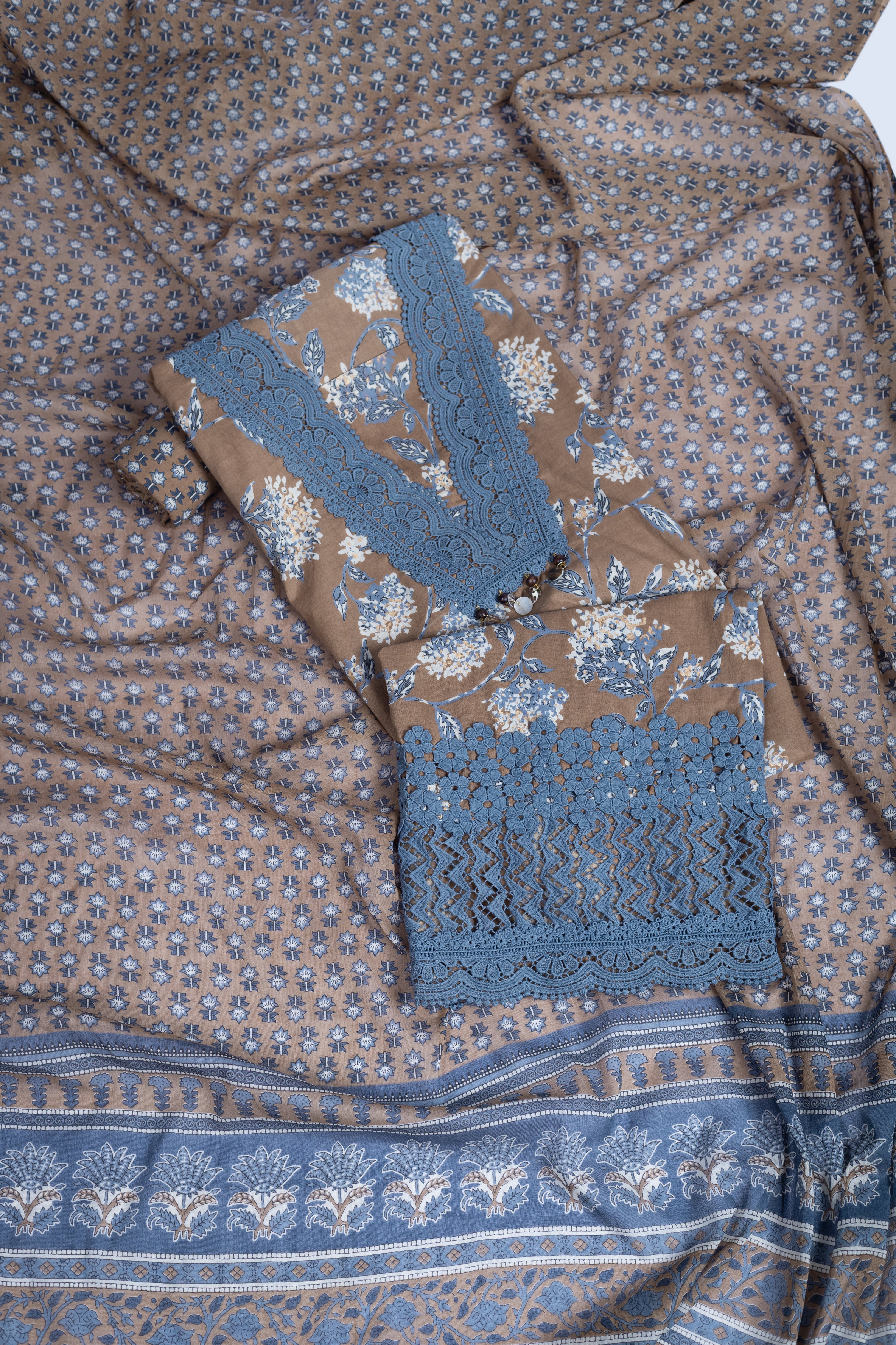 Roze Brown Floral Print Suit Set