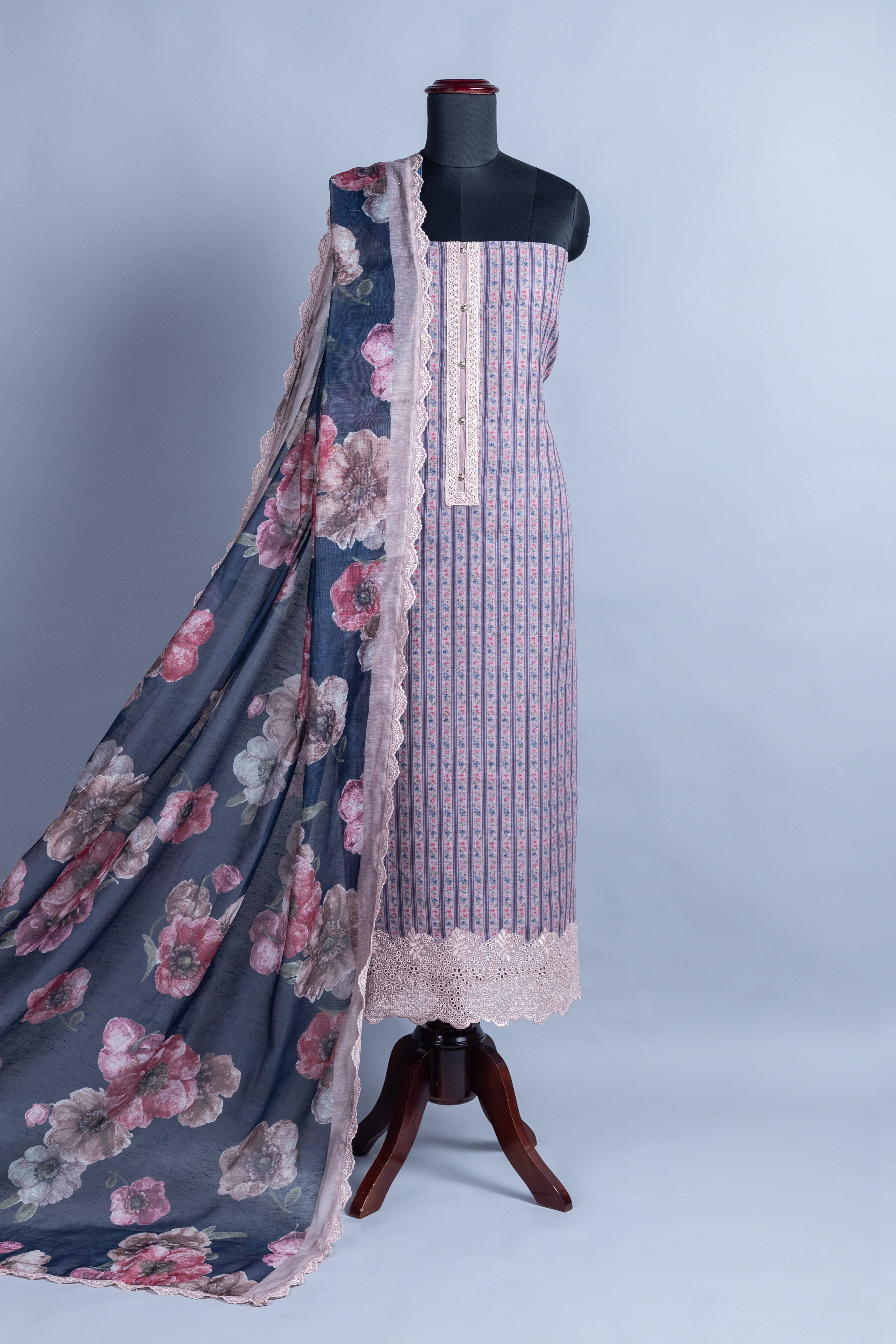 Luxe Printed Linen Unstitched Suit Set