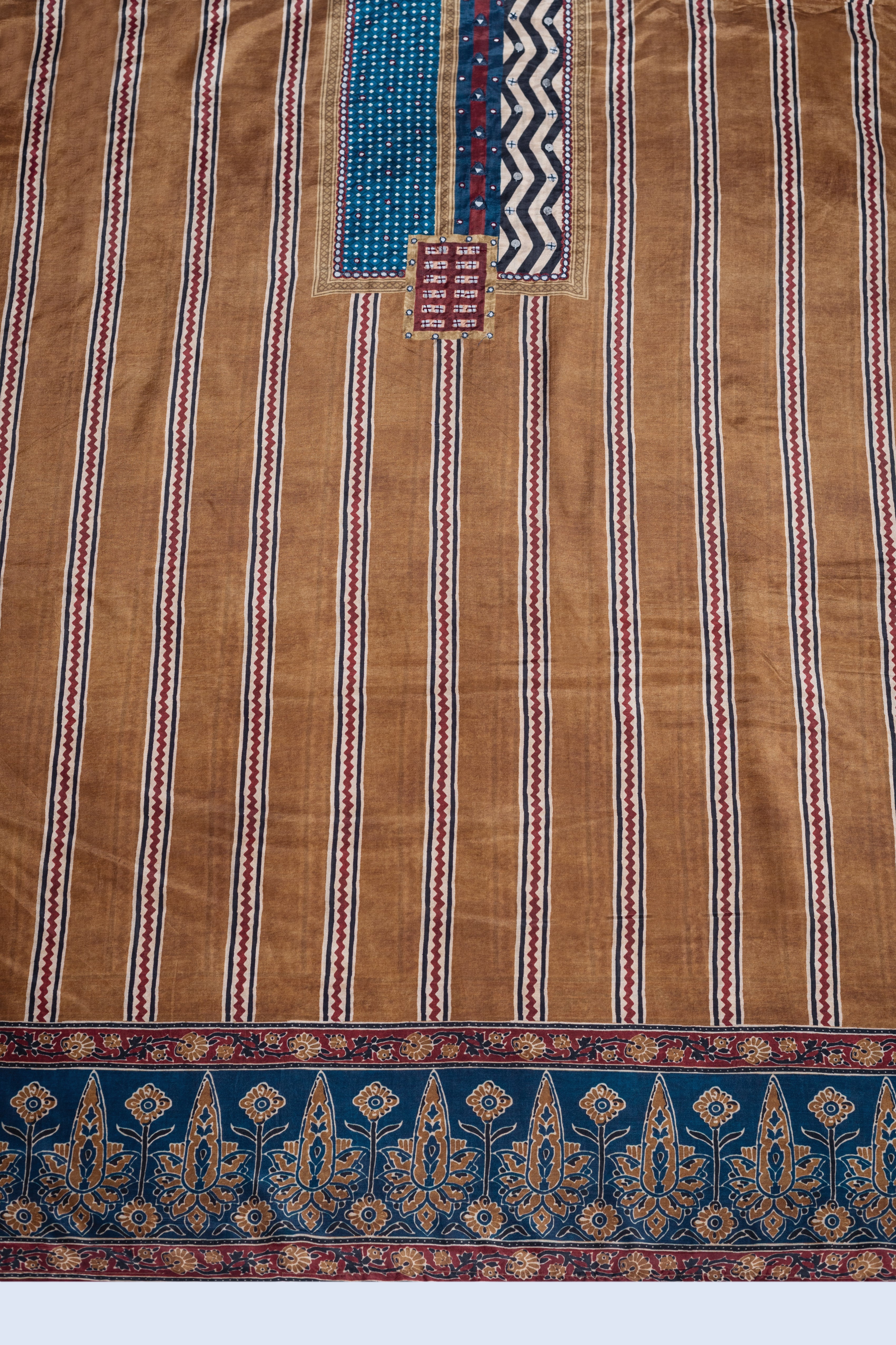 Roze Mustard Mirror Work Muslin Suit Set