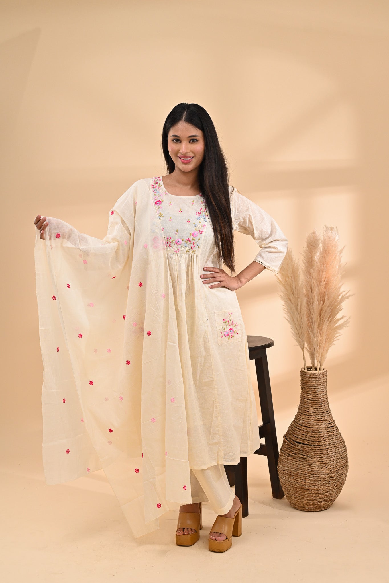 Off-White Cotton Readymade Set Sterling House