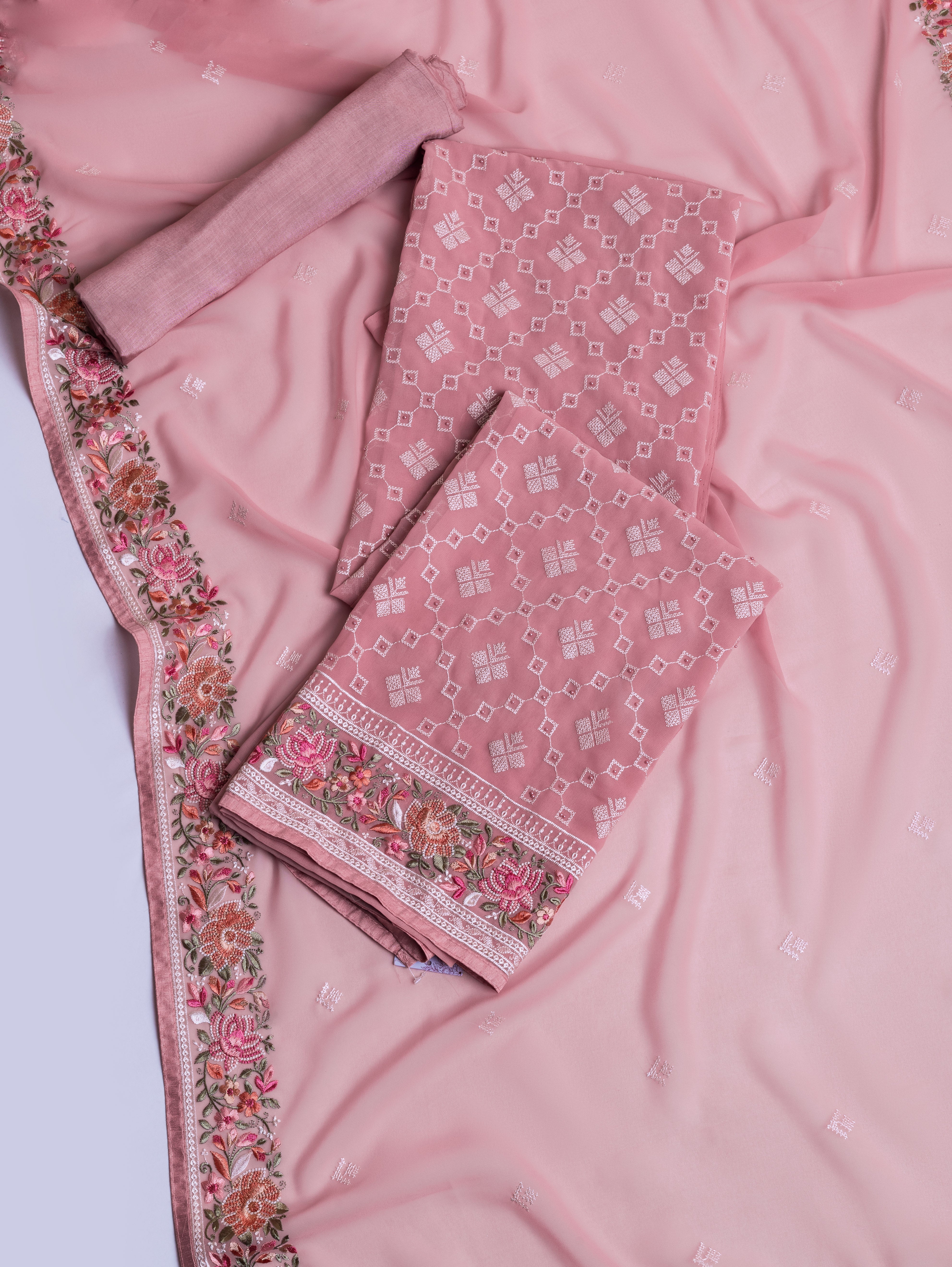 Luxe	Georgette Blend
