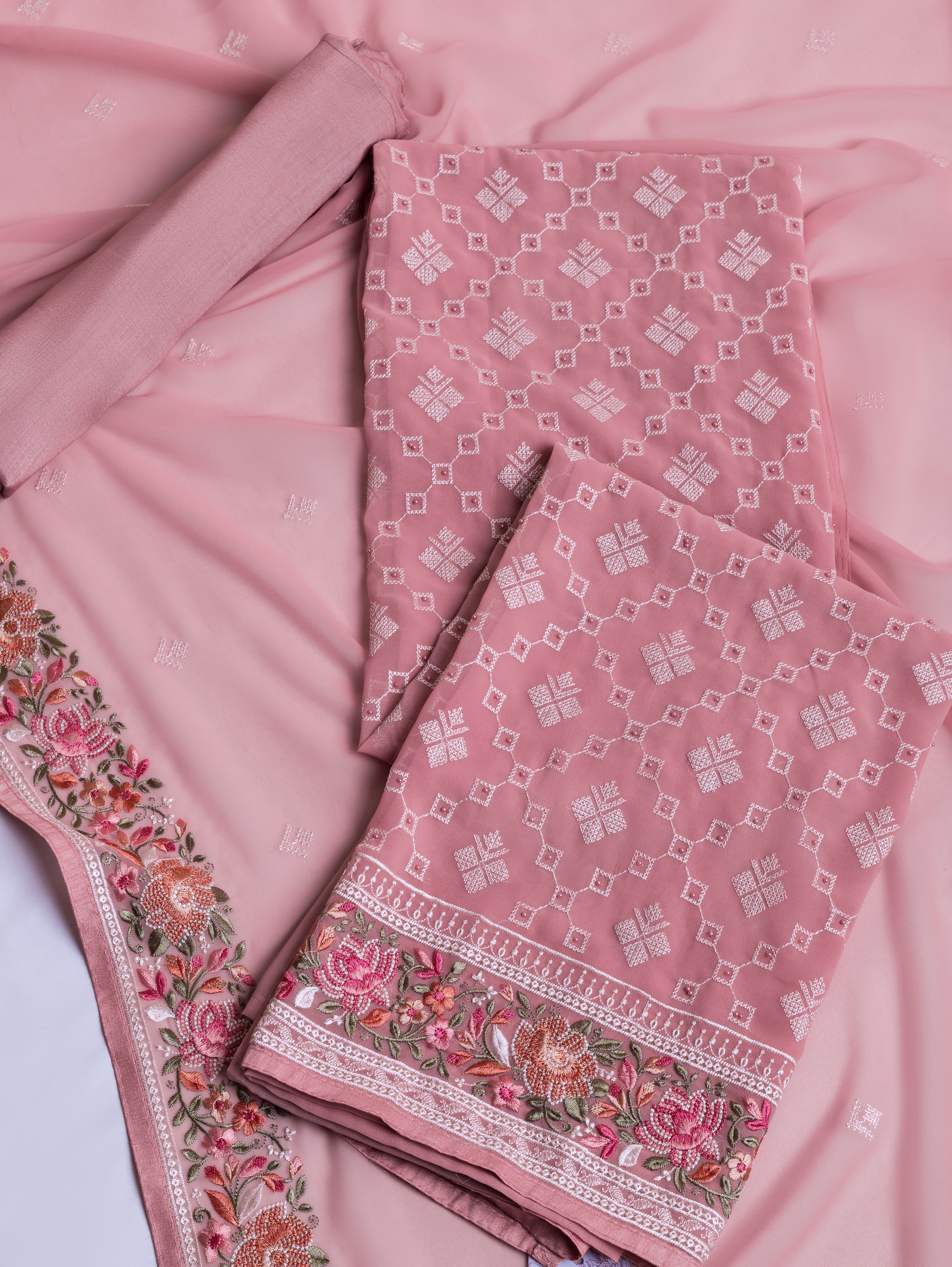 Luxe	Georgette Blend