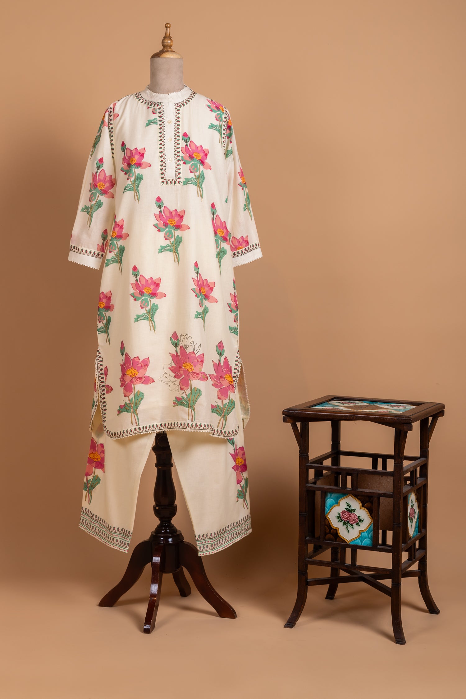 Roze Off-White Floral Readymade set