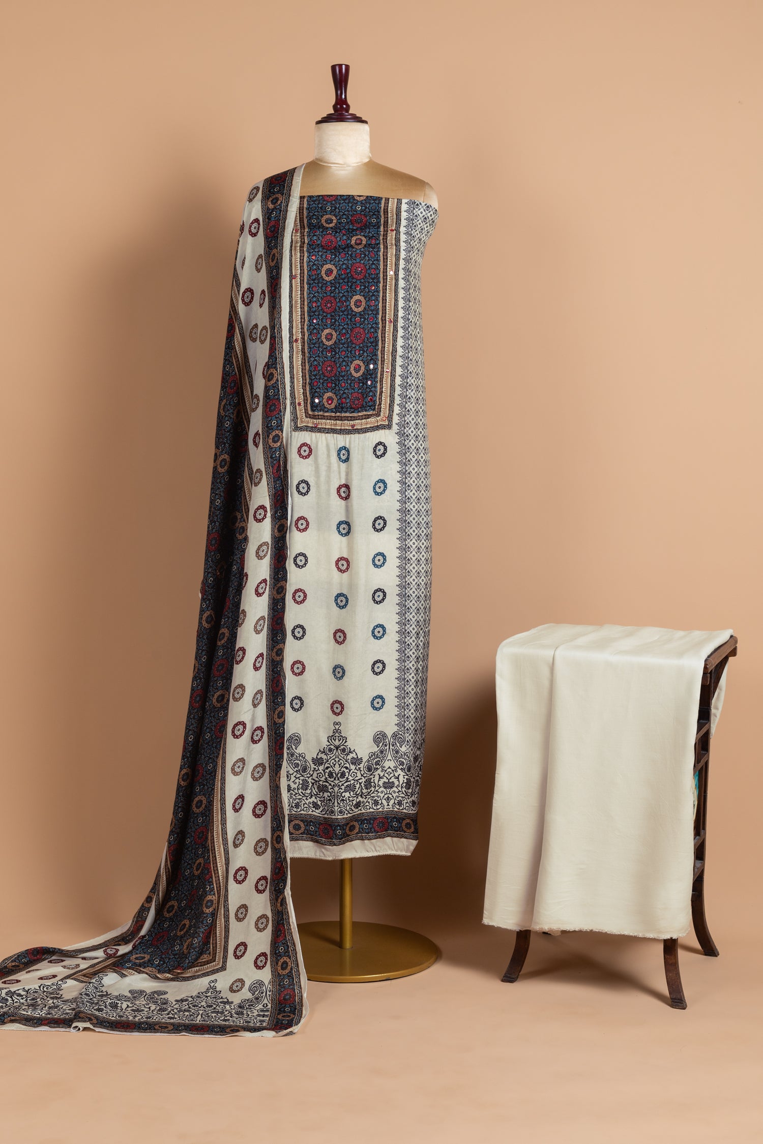 Anokhi Muslin White With Black Unstitched Suit Set