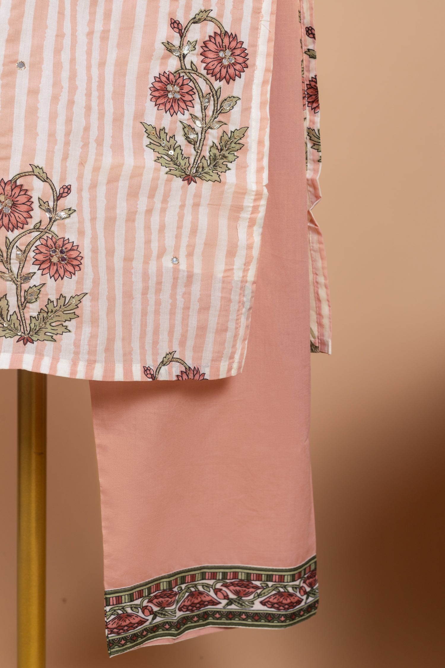 Afreen Pink Floral Cotton Printed Readymade Set