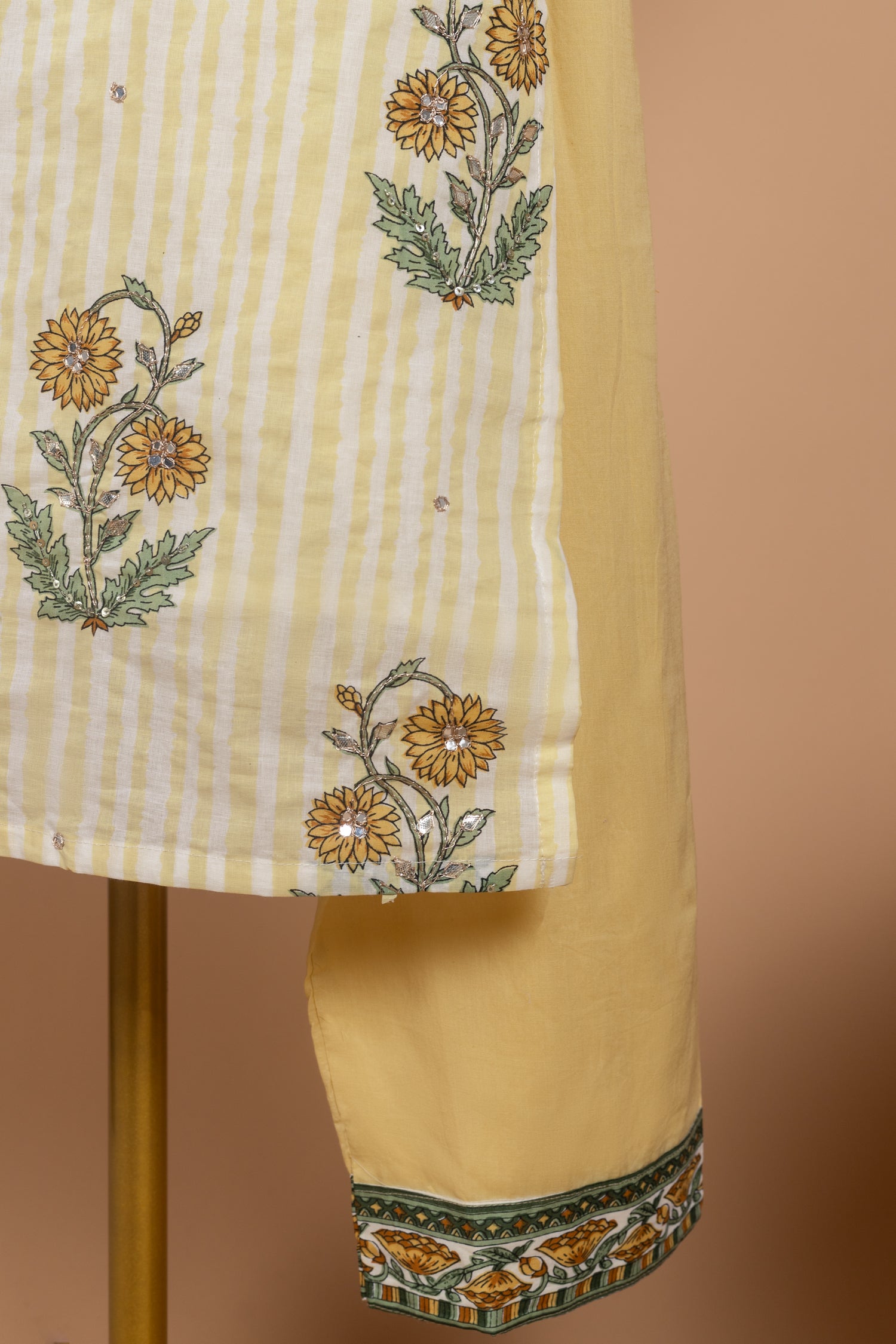 Afreen yellow Floral Cotton Printed Readymade Set