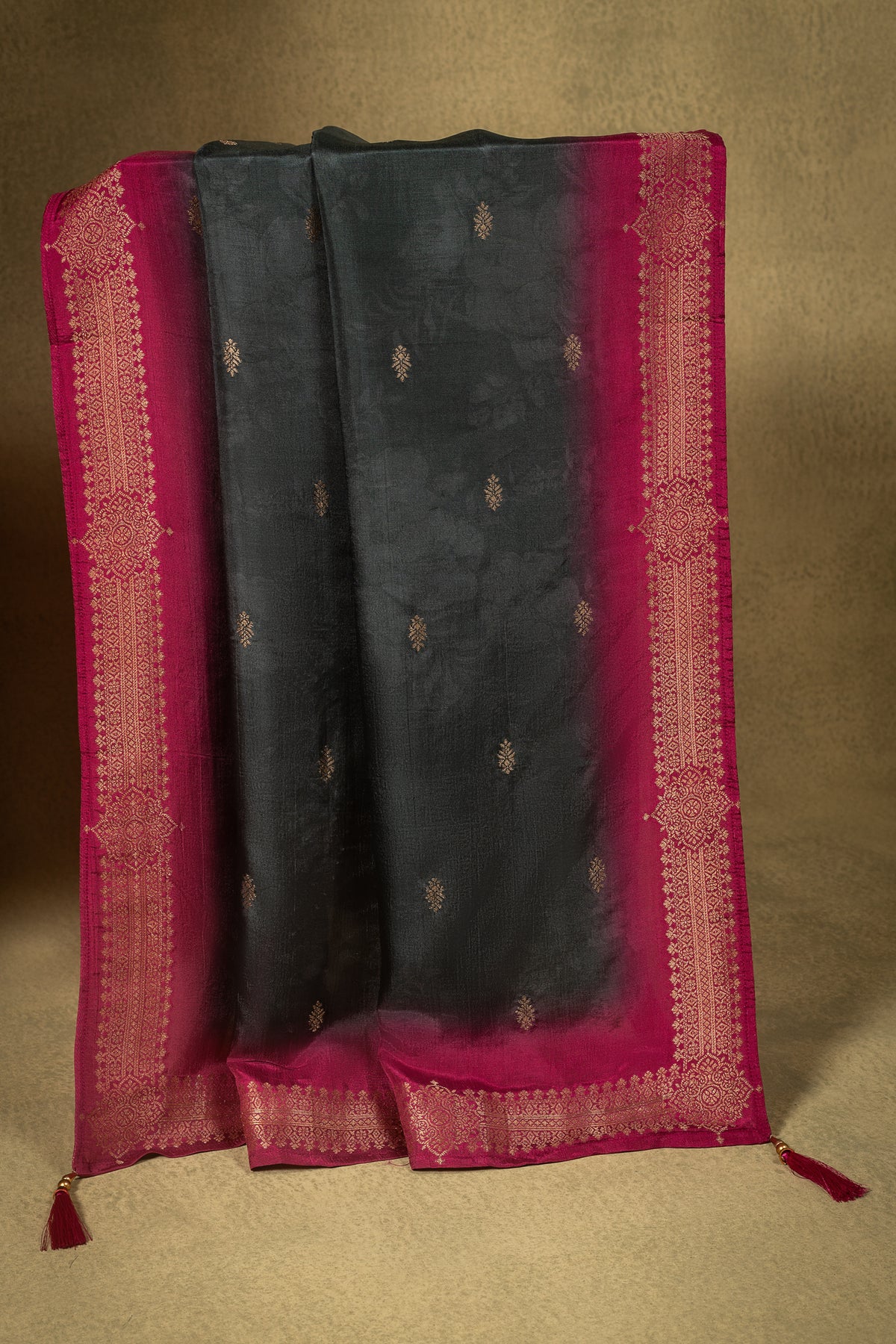Magenta Silk Blend Readymade Set