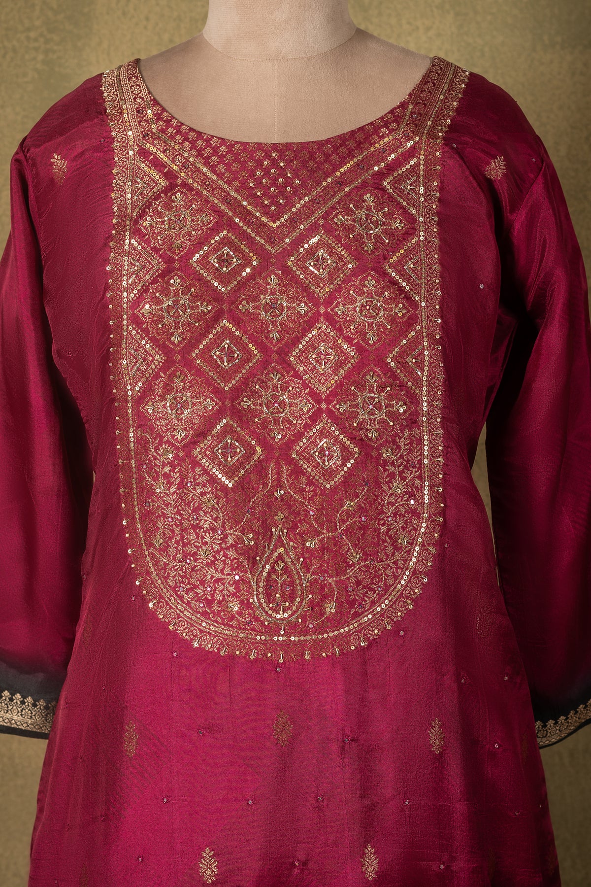 Magenta Silk Blend Readymade Set