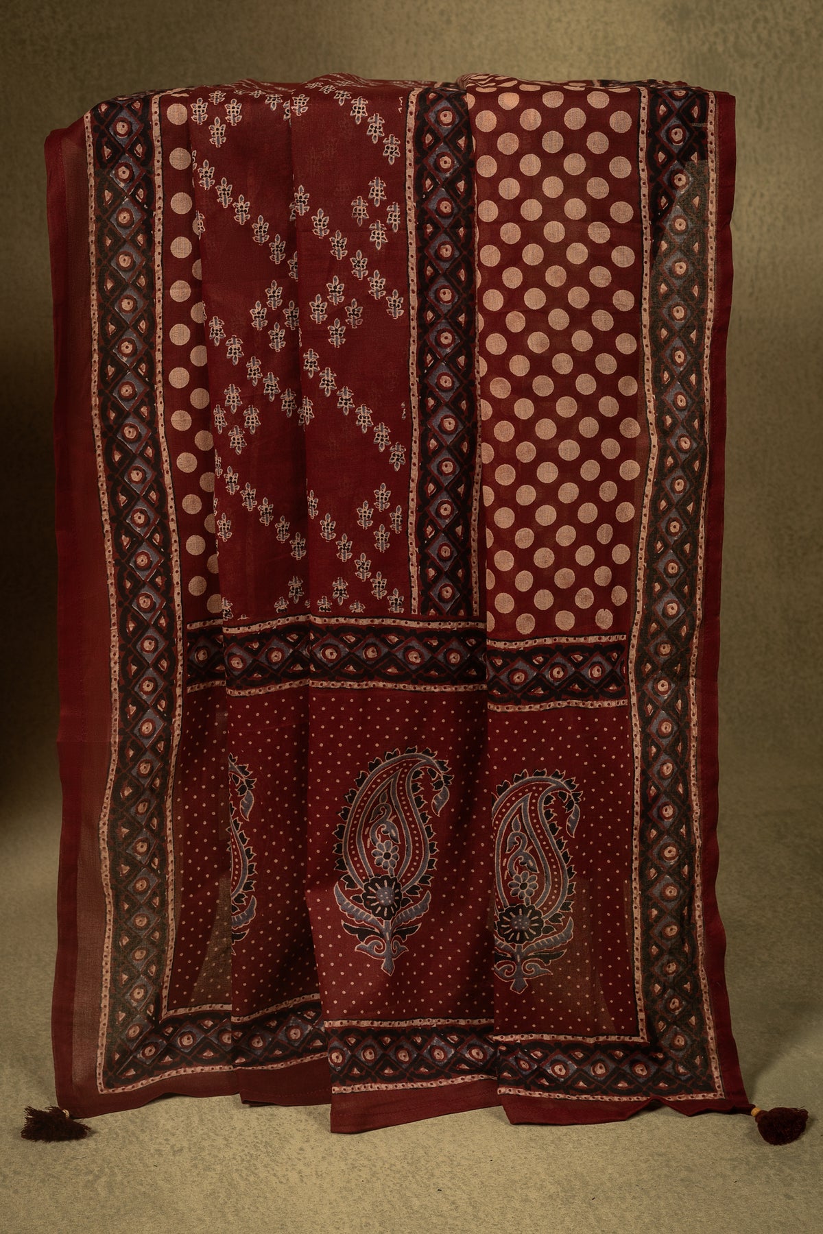 Rust Red Mirror Work Cotton Readymade Set
