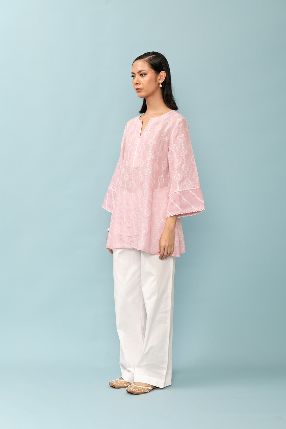 Dira Top Sterling House