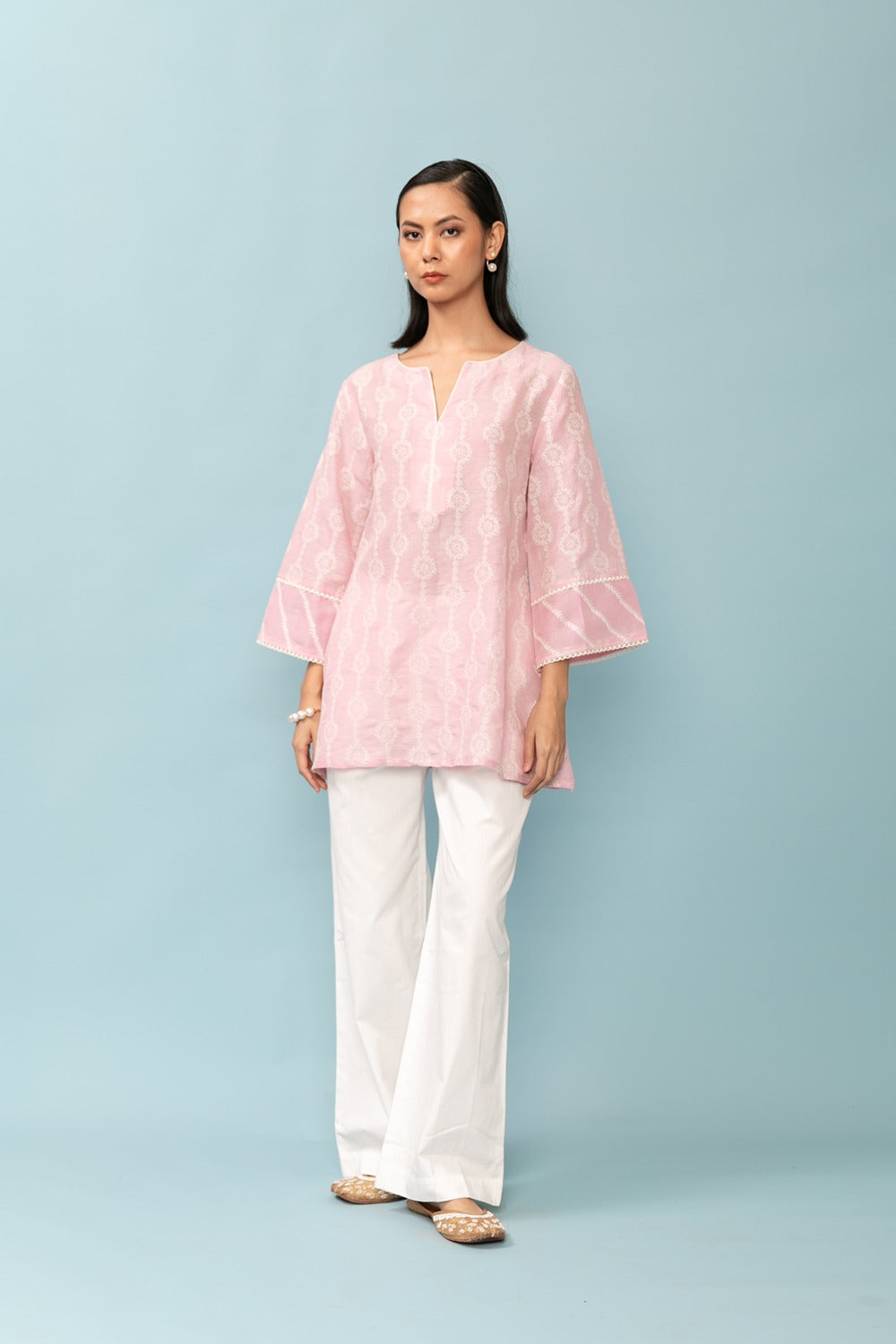 Dira Top Sterling House