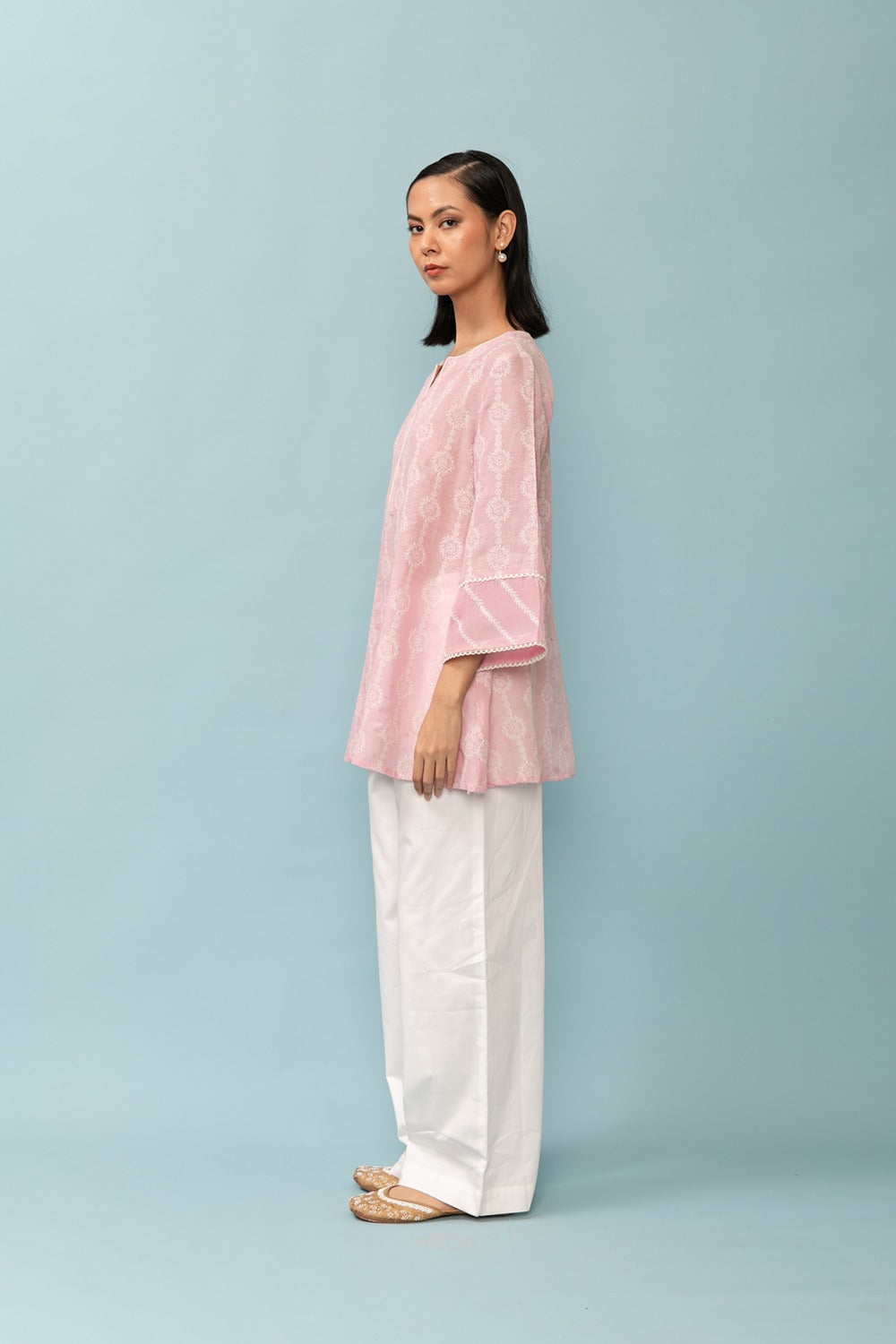 Dira Top Sterling House