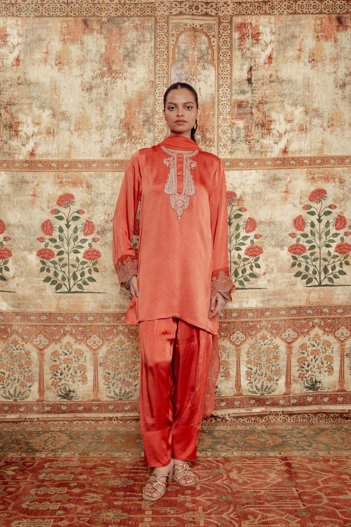 Arsheya - Rust Sterling House