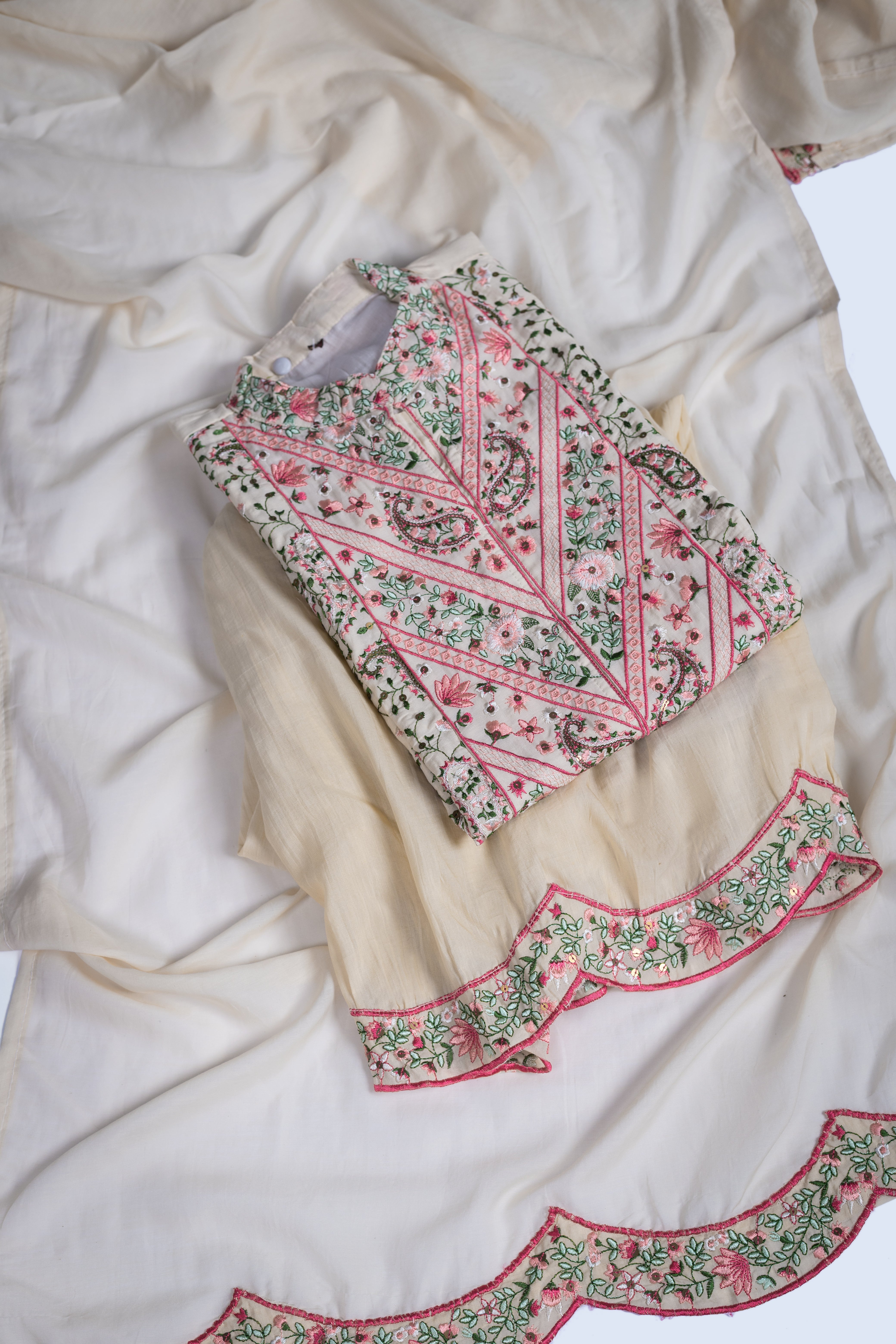 Luxe Ivory Short Embroiderd  Kurta set